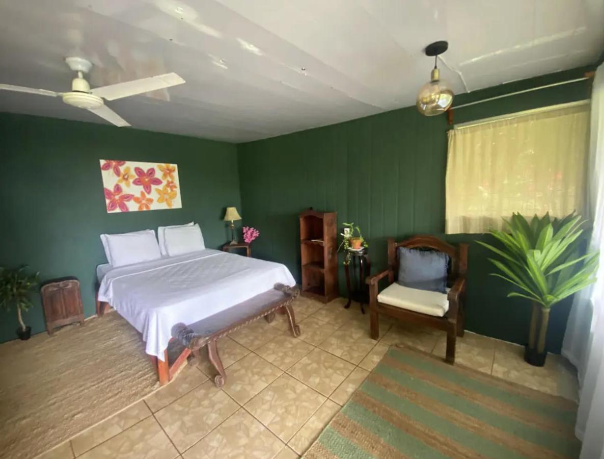 Beautiful Rustic Treehouse Hotel Manuel Antonio Quepos Buitenkant foto