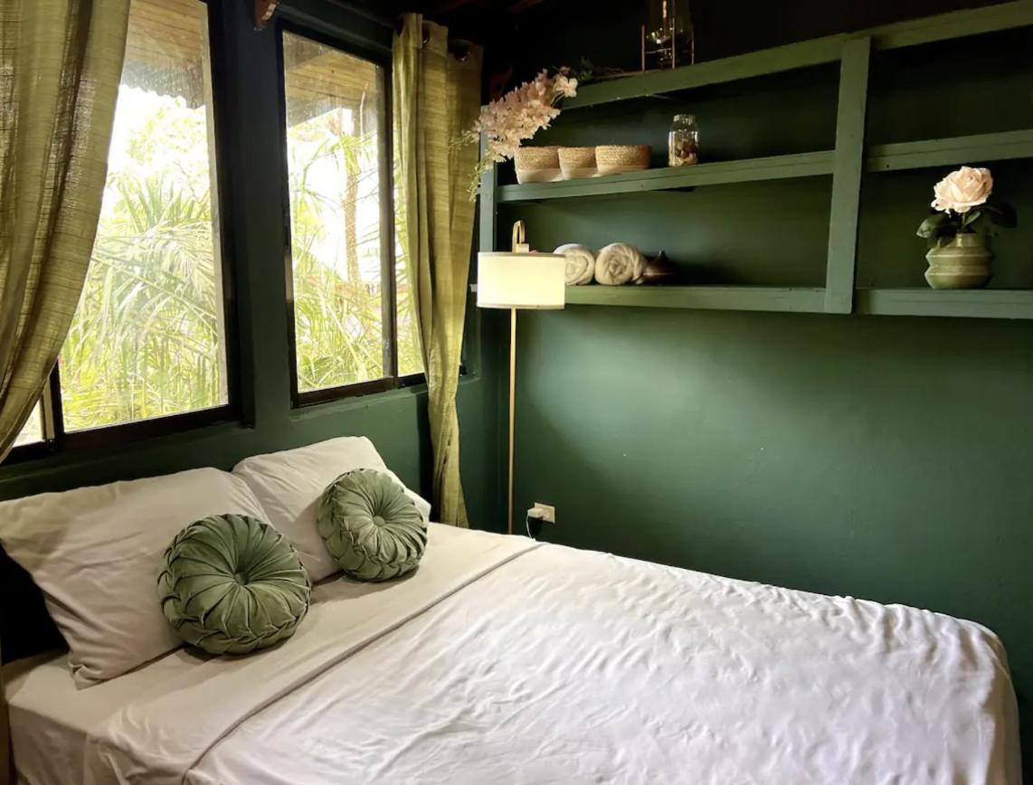 Beautiful Rustic Treehouse Hotel Manuel Antonio Quepos Buitenkant foto